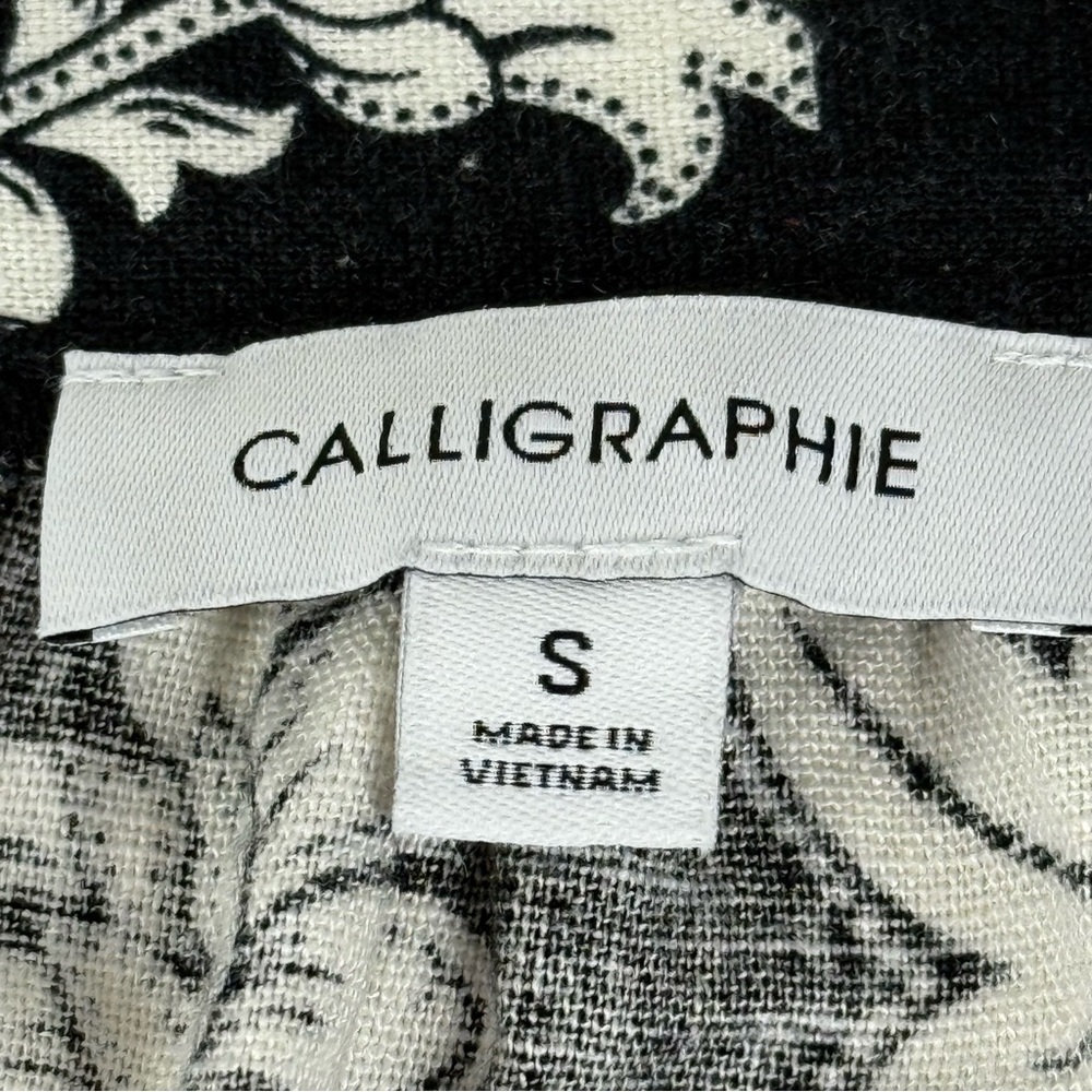Calligraphie Women's Black and White Floral 3/4 Sleeve Boxy Blouse Size S - Picture 10 of 11